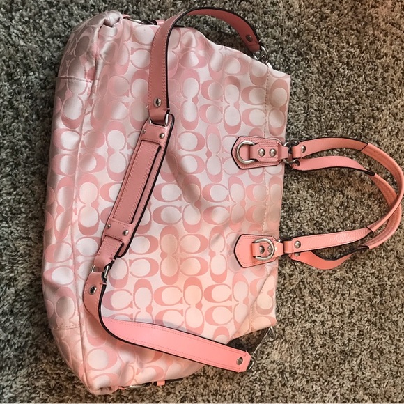 Authentic Pink Coach Purse. $115 - Picture 5 of 6